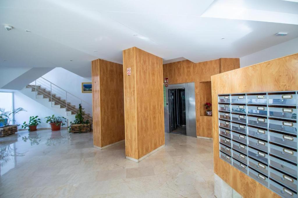Torres Montecarlo Apartmento Con Vistas Al Mar เบนิดอร์ม ภายนอก รูปภาพ